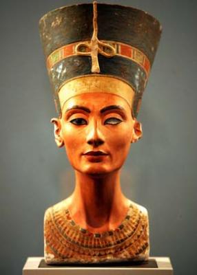 20091109230553-nefertiti1-jr3103091.jpg